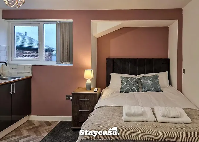 Delightful Spacious Haven With Large Driveway