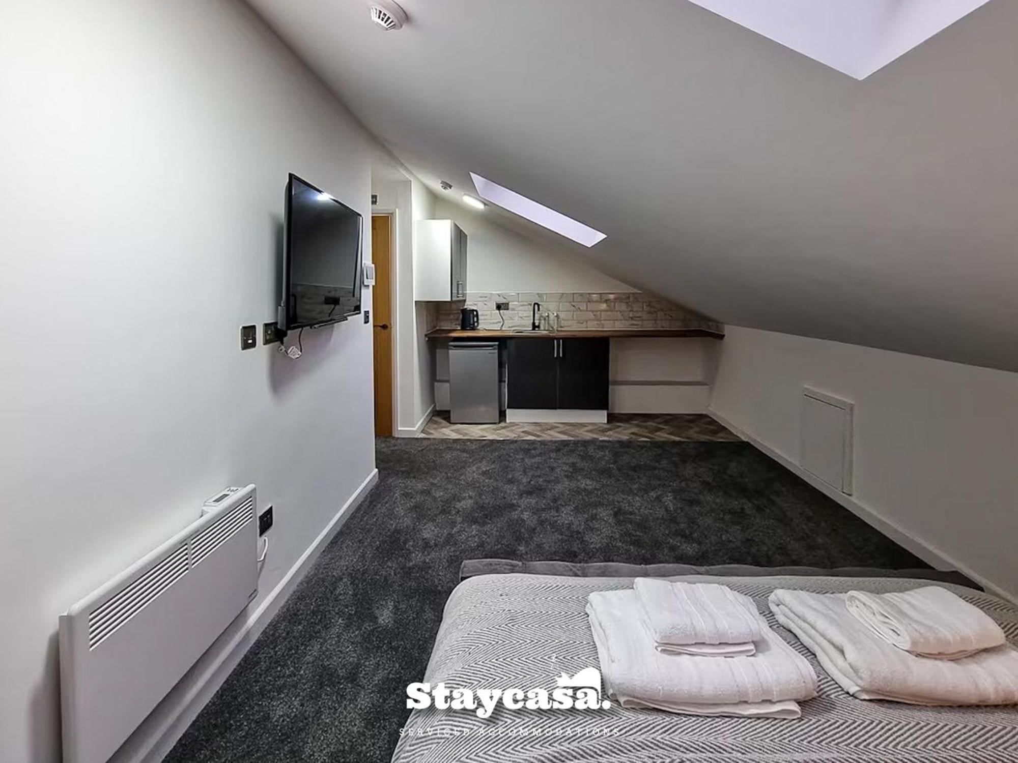 Delightful Spacious Haven With Large Driveway Ferienhaus *