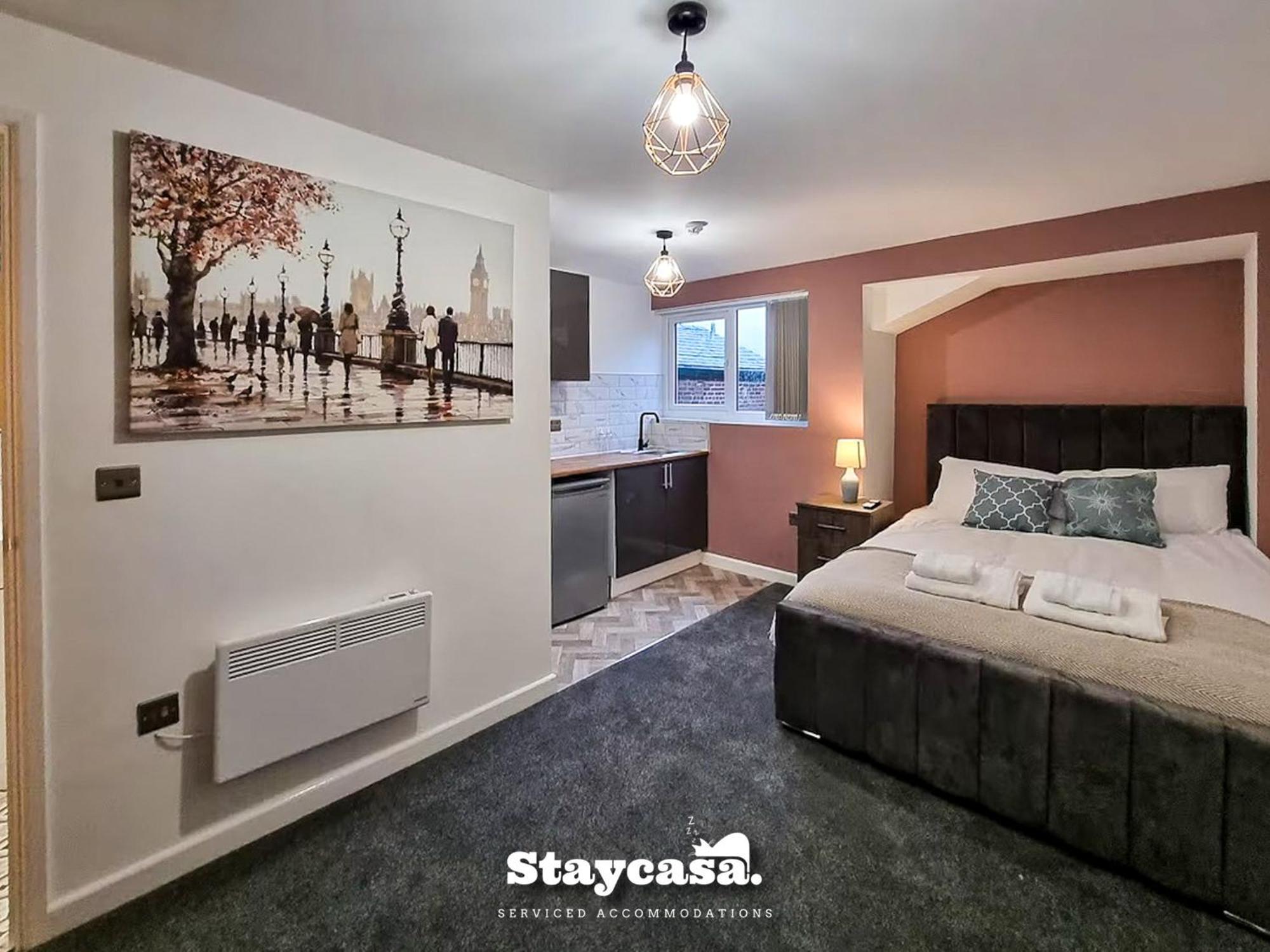 Ferienhaus Delightful Spacious Haven With Large Driveway Manchester